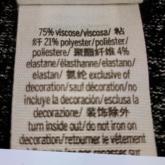 Victoria's Secret Plnk Spelled Out Pullover Sweater Size Large - Picture 4 of 4